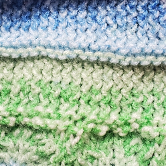 Sweet Handknit 3 Button Sweater - Picture 5 of 6